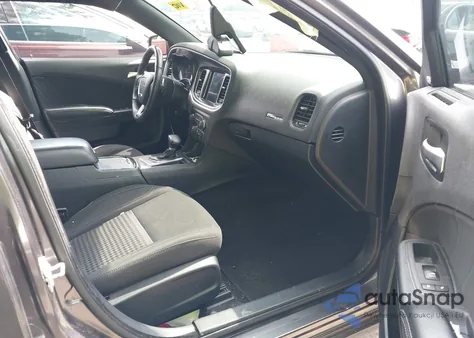 2018 Dodge Charger Gt Awd z USA, uszkodzony, nr VIN 2C3CDXJG4JH126725